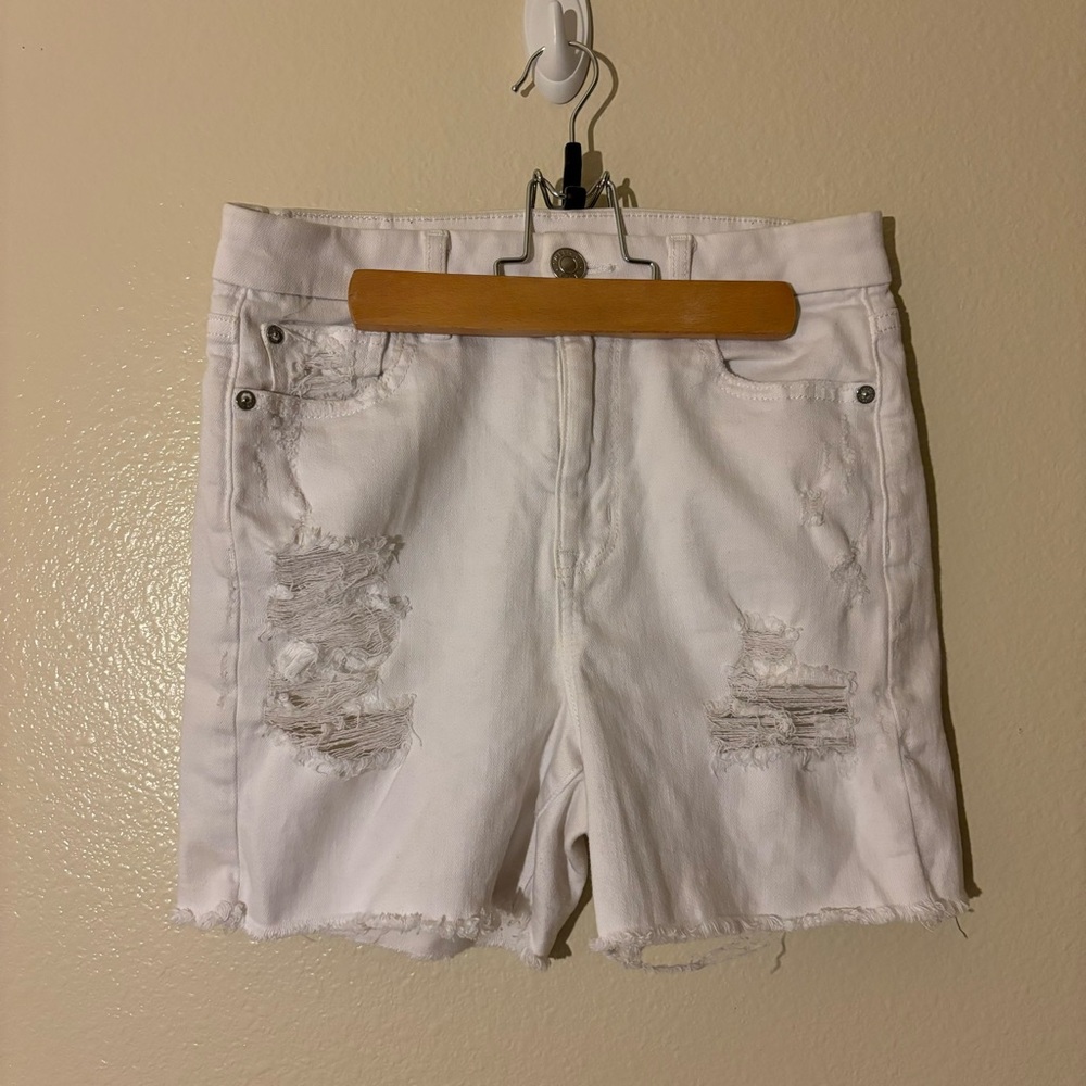 American Eagle White Curvy High-Rise Shortie Shorts Super Stretch Size 4